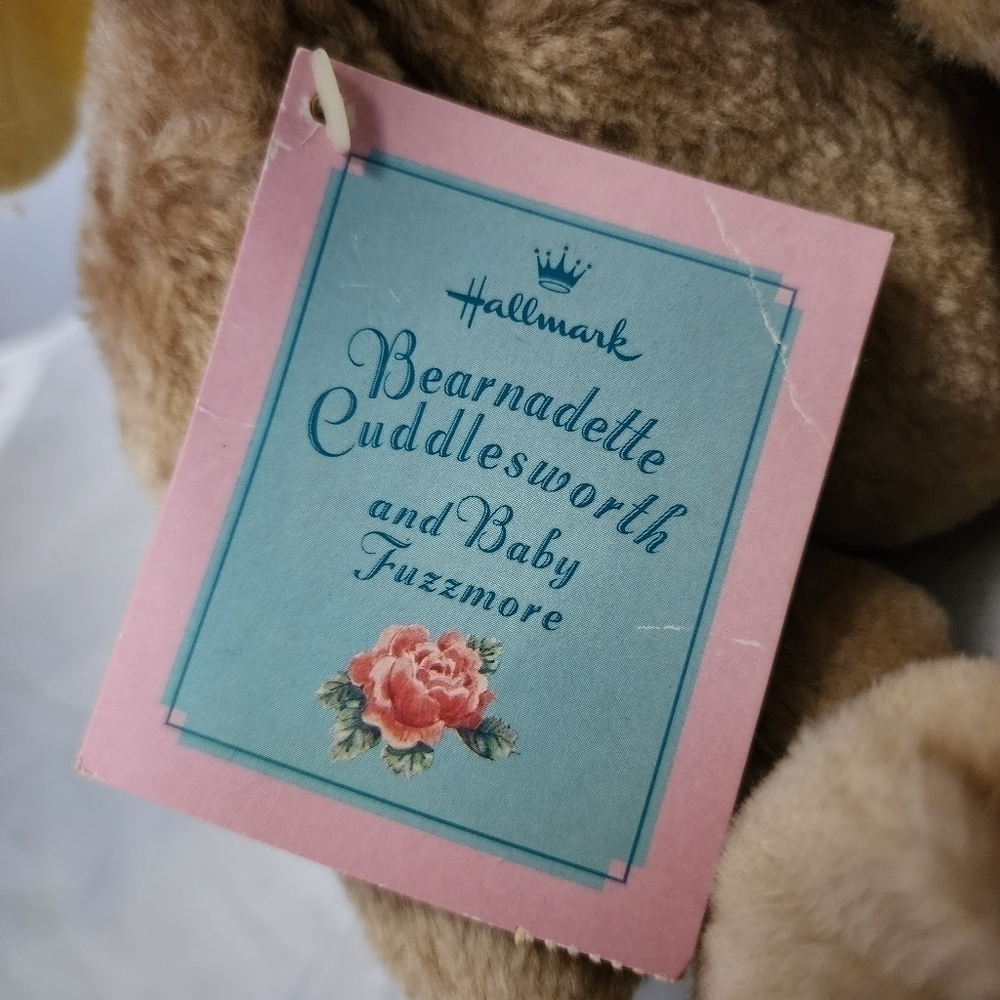 NWT Vintage Hallmark Bearnadette Cuddlesworth & Baby Fuzzmore Plush Stuffed New - Picture 9 of 12